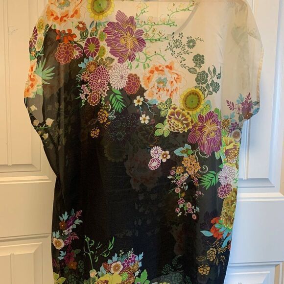 Top, EUC, size xlg, loose easy fit, sleeveless, pretty florals, polyester - Picture 2 of 16